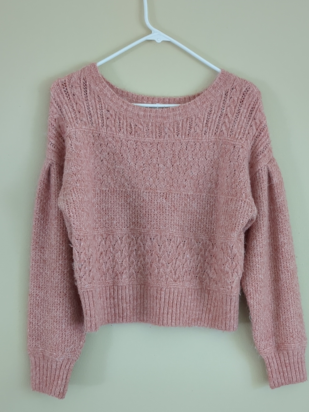 XS Old Navy Pink Romantic Oatmeal Heather Sweater